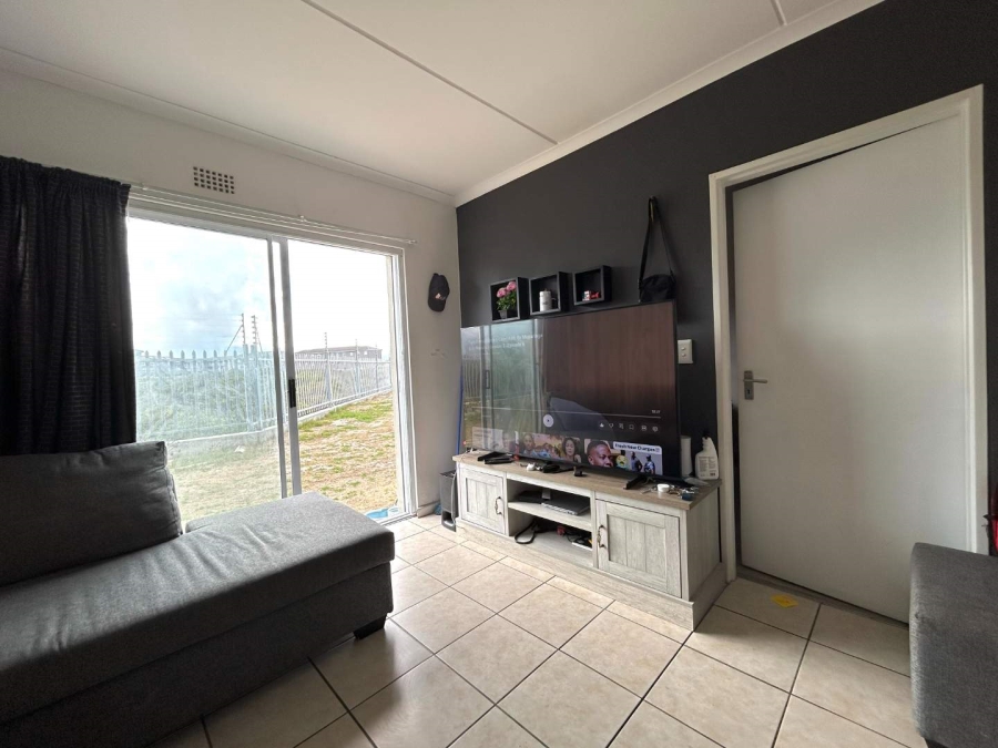 2 Bedroom Property for Sale in Muizenberg Western Cape